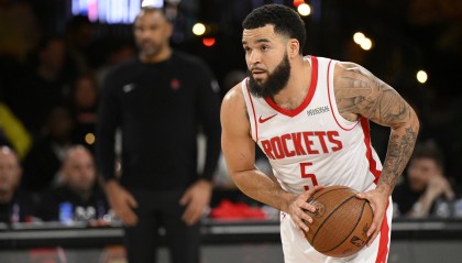 乌度卡：范弗里特还未训练 他和小贾巴里很可能全明星后才能回归