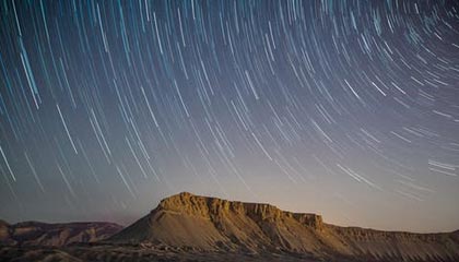 还是差点！张玉宁禁区弧顶远射中柱弹出，河南队逃过一劫